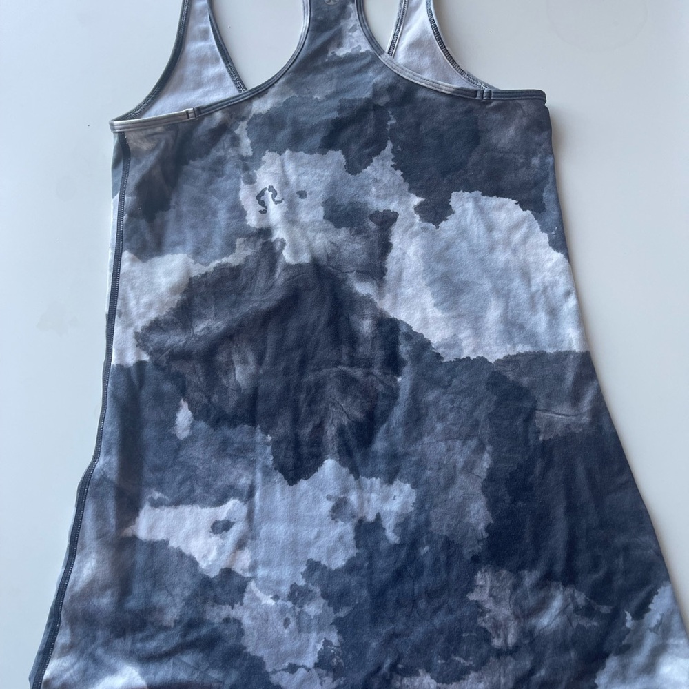 Lululemon Stylish Gray Tank Top